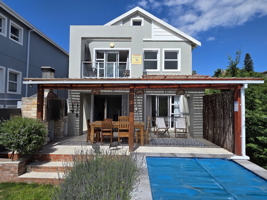 2 Bedroom Property for Sale in Wavecrest Eastern Cape